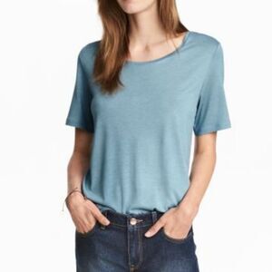 H&M Women's Blue Short Sleeve Shirt